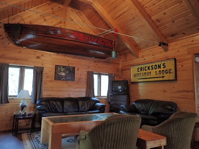 Hideaway Lodge Cabin Interior